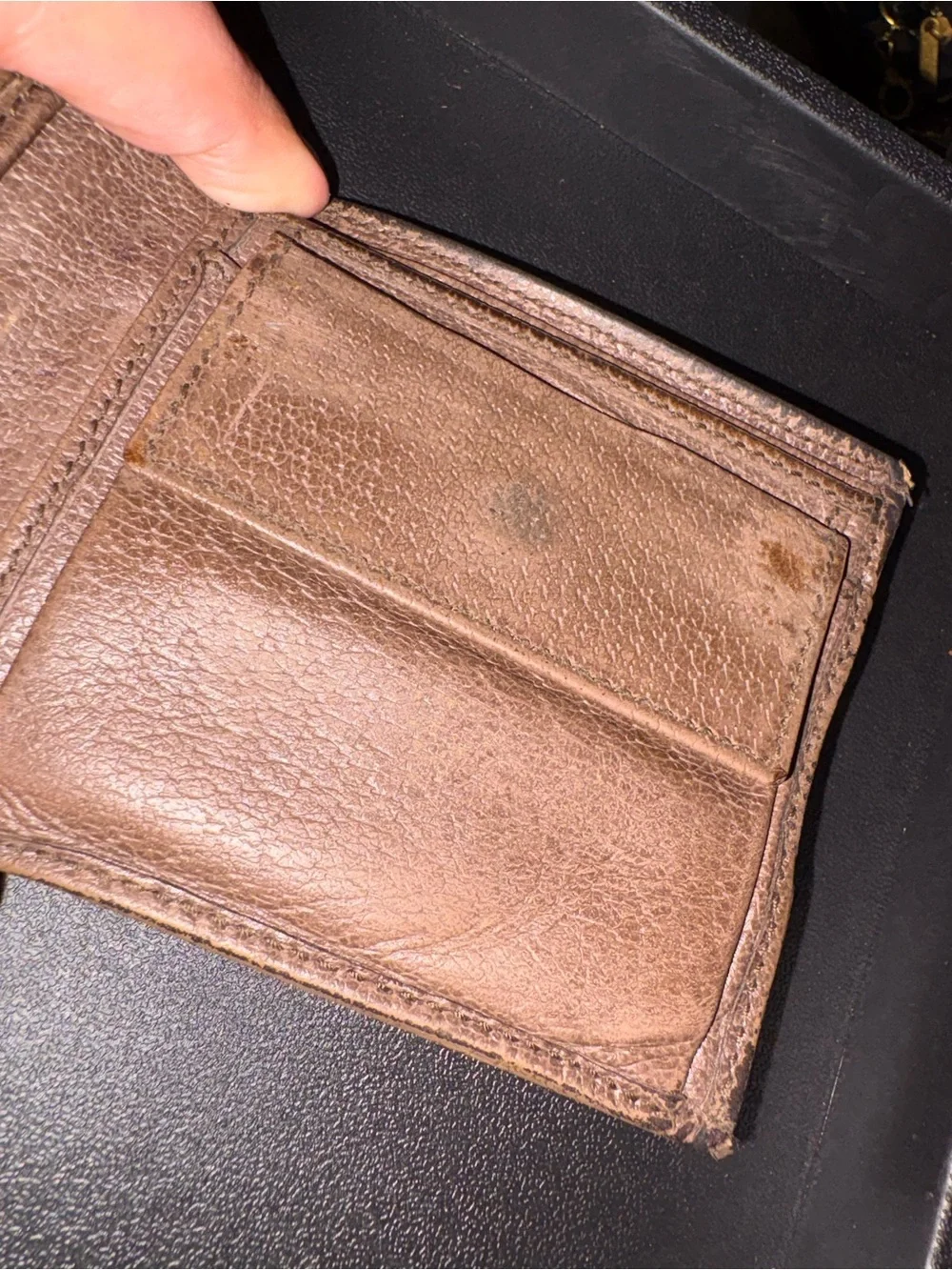 Used Gucci Beige wallet with Green and Red Web